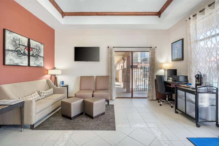 Hotel Interior 2 of 32
